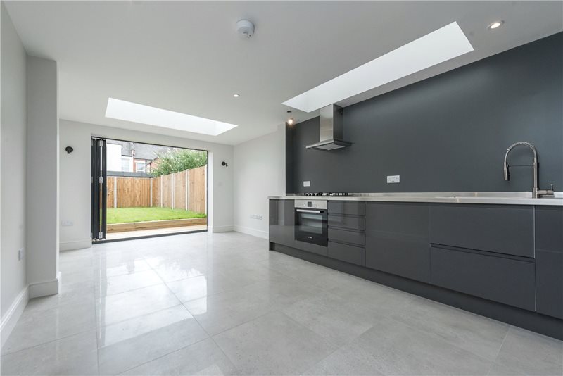 Rucklidge Avenue, London, NW10