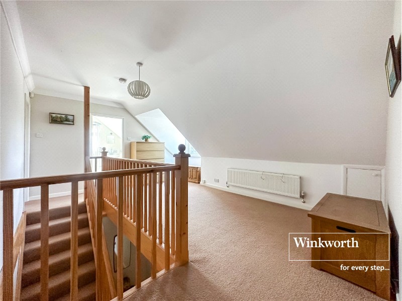 Glenwood Road, West Moors, Ferndown, Dorset, BH22
