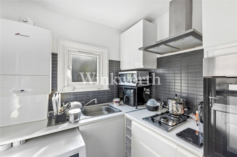 Sylvan Avenue, London, N22