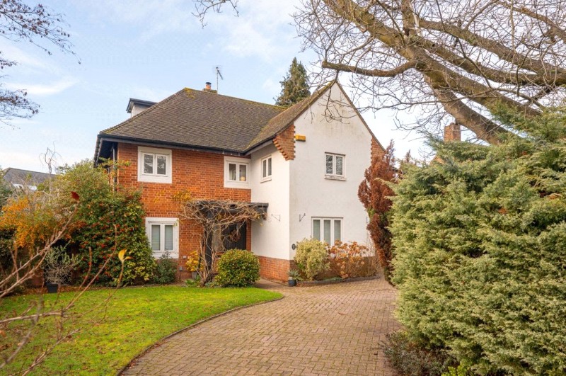 Almond Avenue, Leamington Spa, Warwickshire, CV32