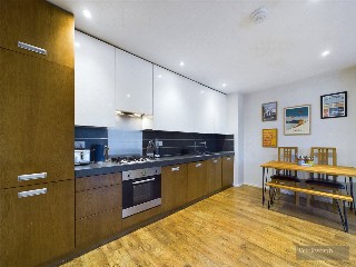 Oak Hill Road, Surbiton, KT6