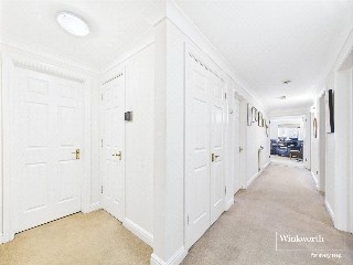 Regency Crescent, Hendon, London, NW4