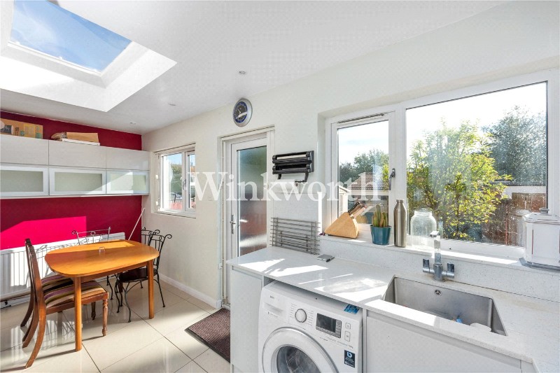 Ash Grove, London, N13