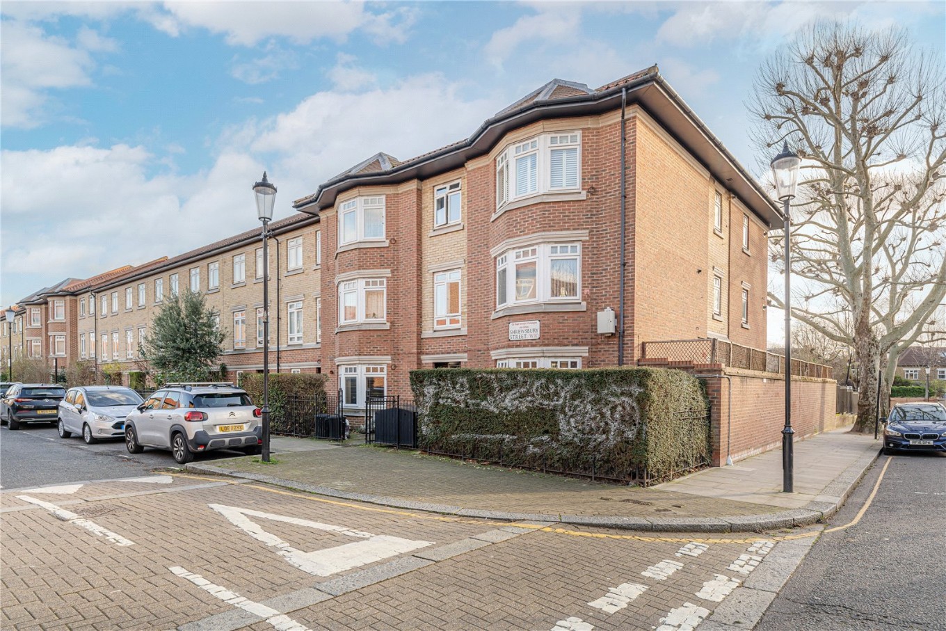 2 bedroom property for sale in Shrewsbury Street, London, W10 (Ref