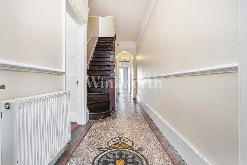 Lakeside Road, London, N13