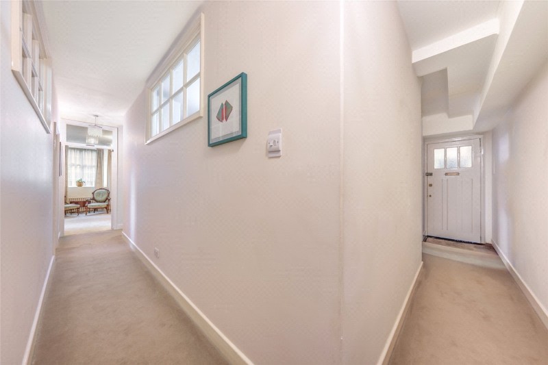 Eyre Court, Finchley Road, St John&#39;s Wood, London, NW8