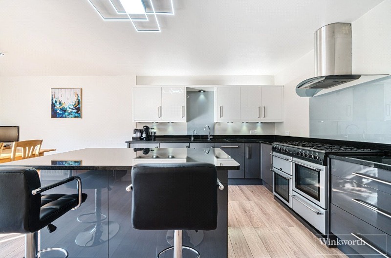 Waverley Road, Bagshot, Surrey, GU19