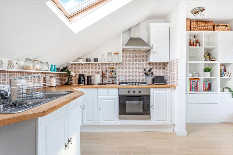 Dafforne Road, London, SW17