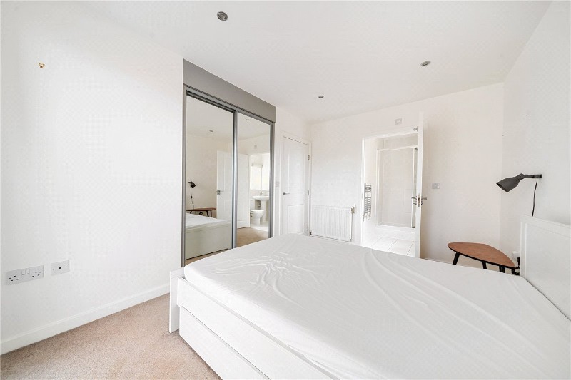 Essian Street, London, E1