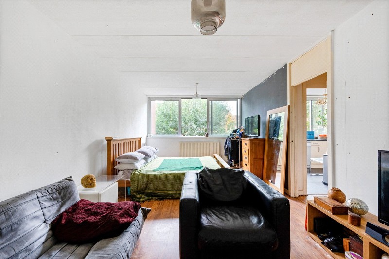 East Bank, London, N16