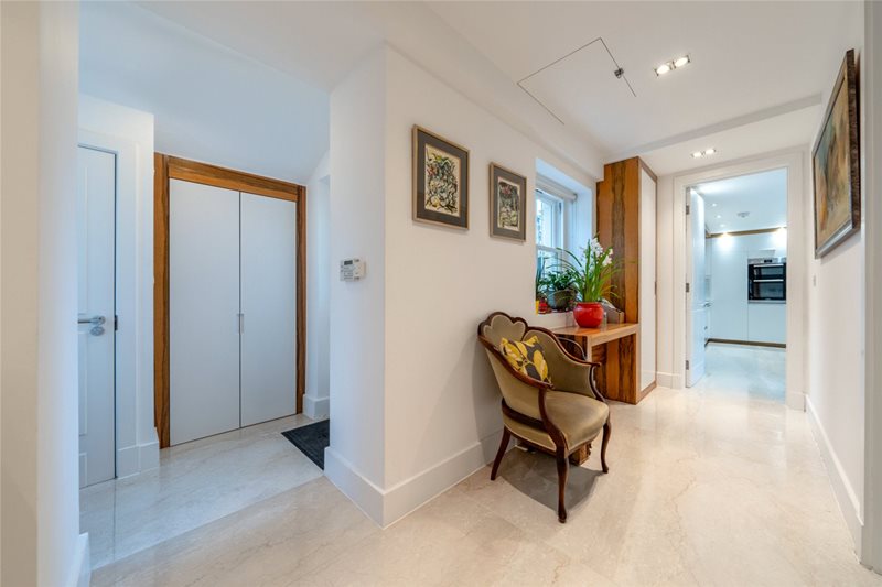 Warwick Avenue, Maida Vale, London, W9