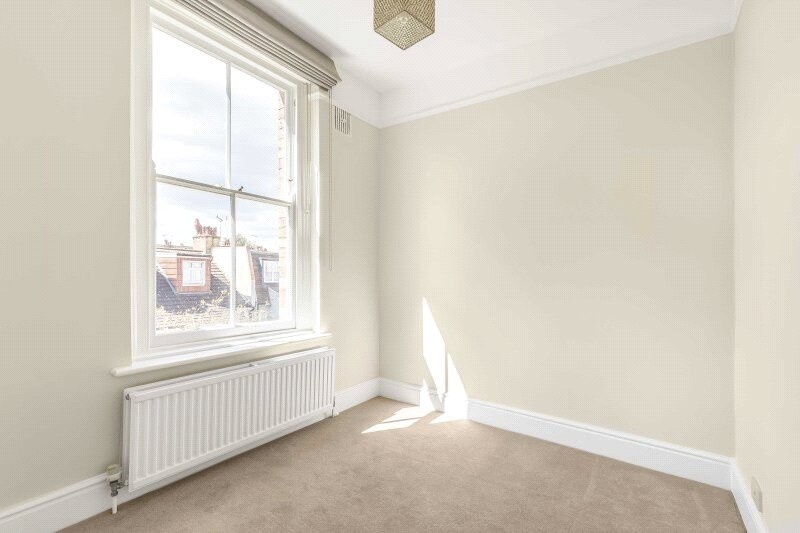 Riverview Gardens, London, SW13