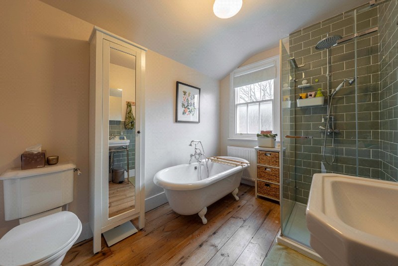 Manor Road, Leamington Spa, Warwickshire, CV32