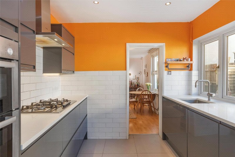 Holmesdale Road, London, SE25