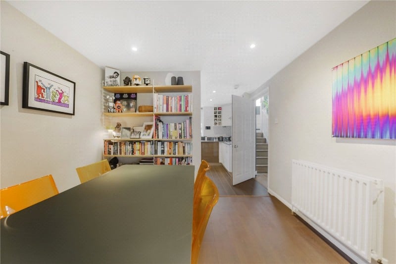 Alexandra Park Road, London, N10