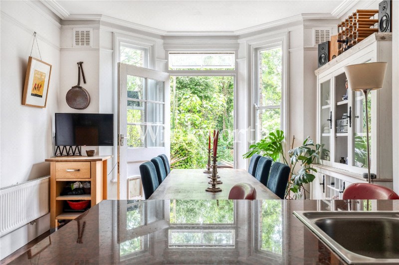 Lakeside Road, London, N13