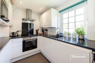 Hamlet Square, Golders Green, London, NW2