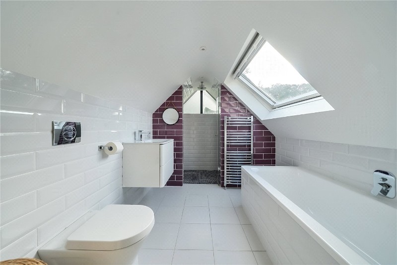 Latchwood Lane, Lower Bourne, Farnham, Surrey, GU10