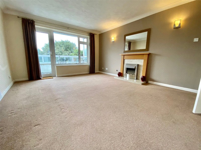 West Cliff Road, Bournemouth, BH4