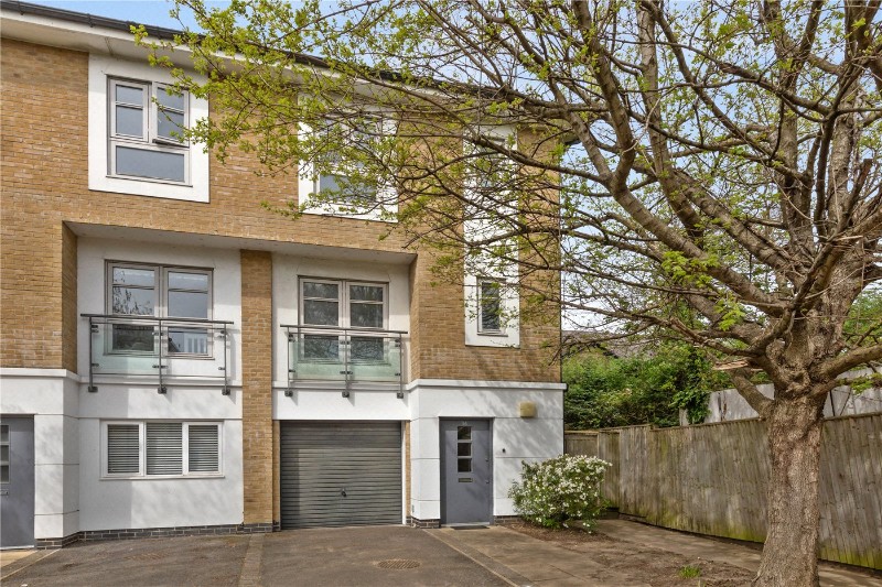 Upper Tooting Road, London, SW17