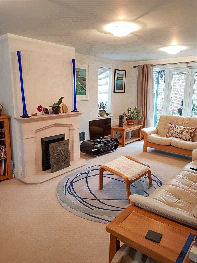 4 bedroom property to rent in Capability Way, Greenham, Thatcham, RG19