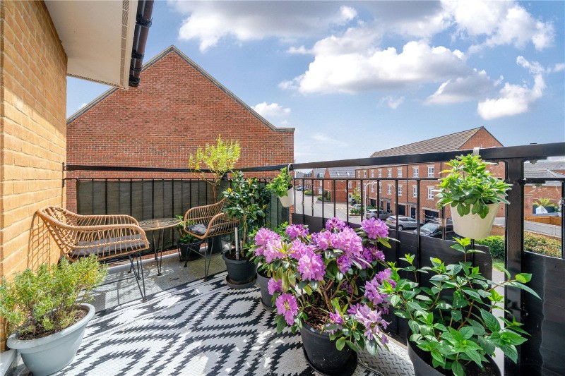 Home Straight, Newbury, Berkshire, RG14