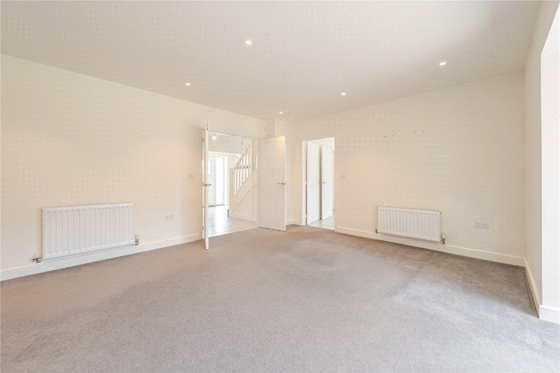 Madan Gardens, Bishops Tachbrook, Leamington Spa, Warwickshire, CV33