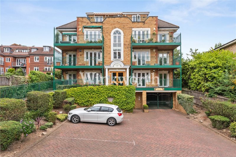 Aldermans Hill, London, N13