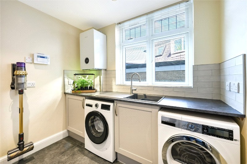 Downs Road, Epsom, Surrey, KT18