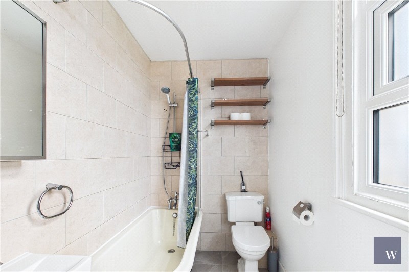 Kempshott Road, London, SW16