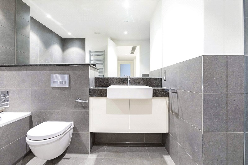 Kingsway, London, WC2B