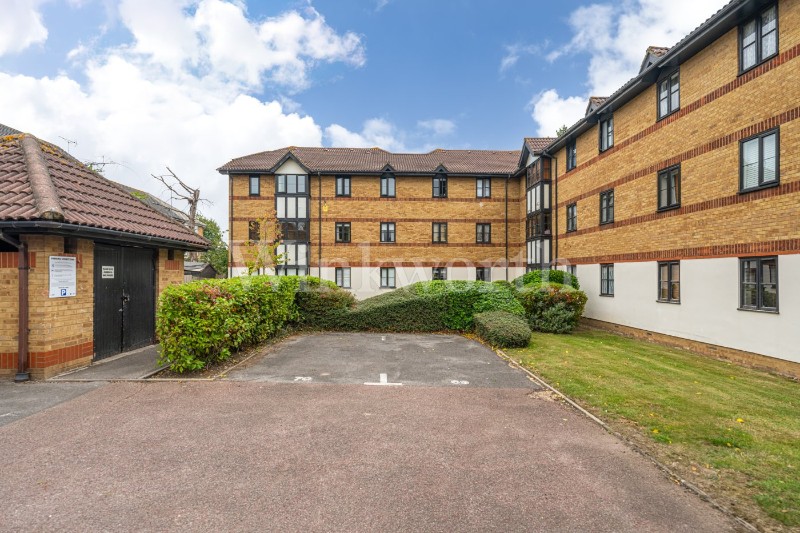 Woodvale Way, London, NW11