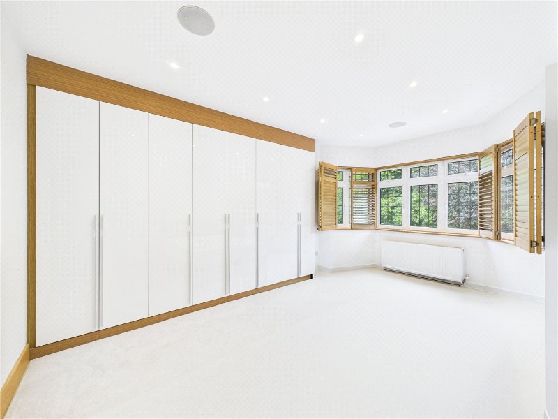 Salmon Street, Kingsbury, London, NW9