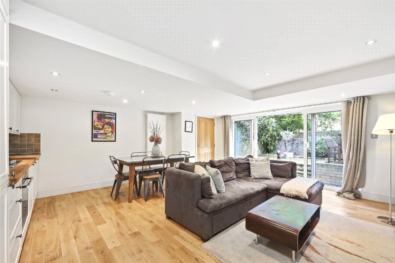 Coningham Road, London, W12