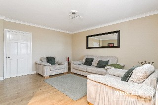 Brent Place, Barnet, EN5