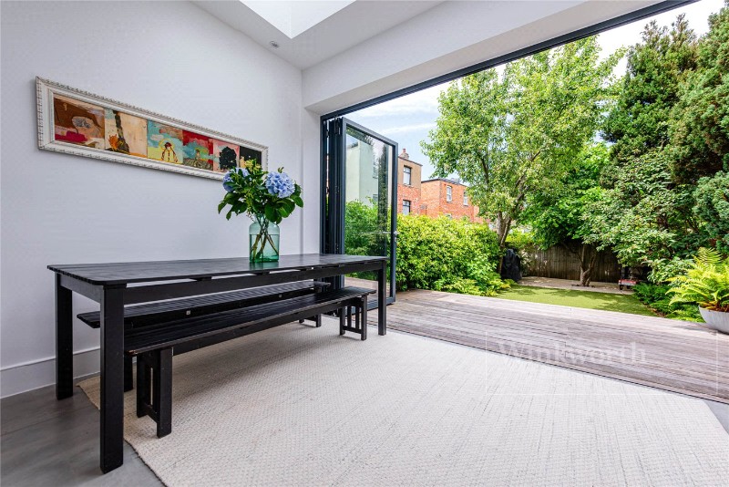 Crownhill Road, London, NW10