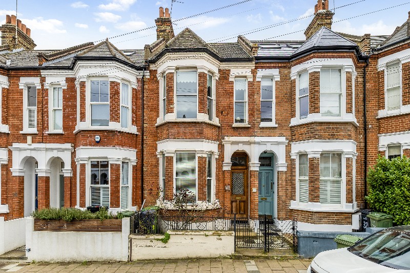 Brayburne Avenue, London, SW4