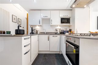 East Dulwich Grove, London, SE22