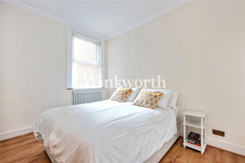 Westbury Avenue, London, N22
