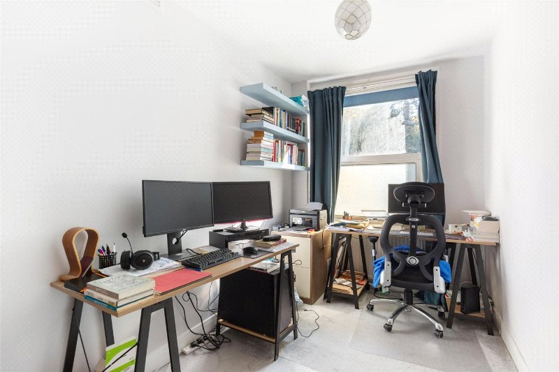 Highland Road, London, SE19