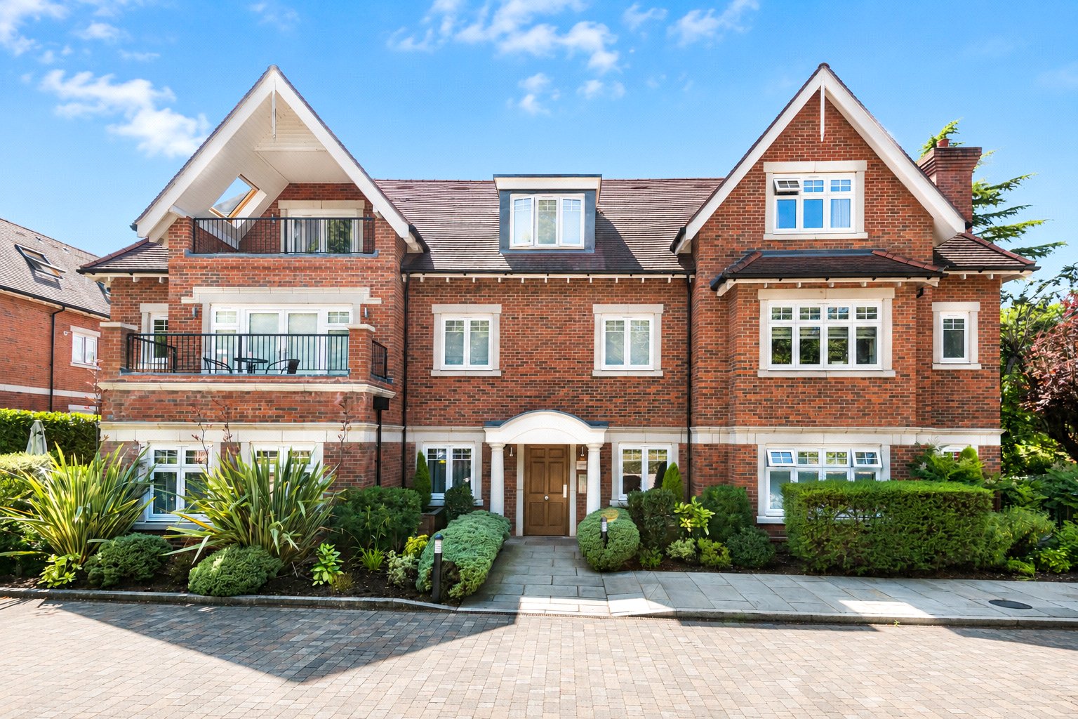Coombehurst Close, Hadley Wood, EN4