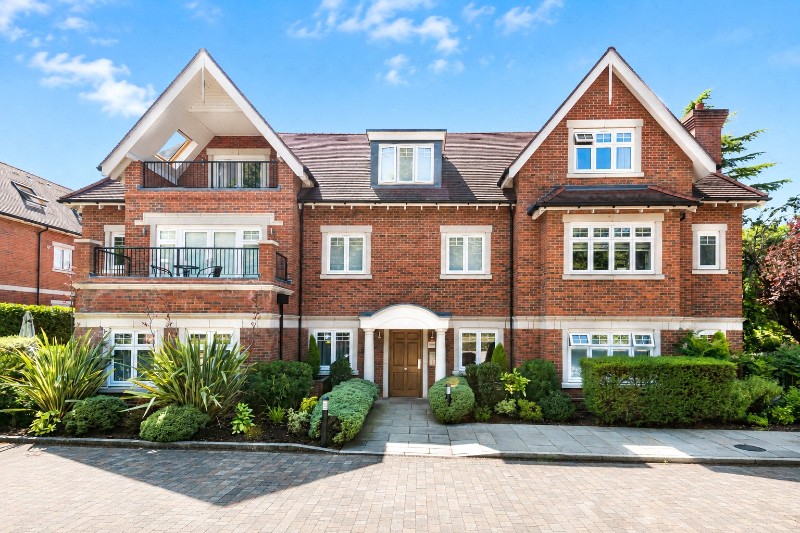 Coombehurst Close, Hadley Wood, EN4