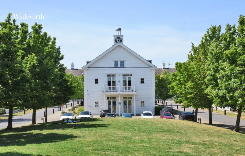 Lewiston Close, Worcester Park, KT4