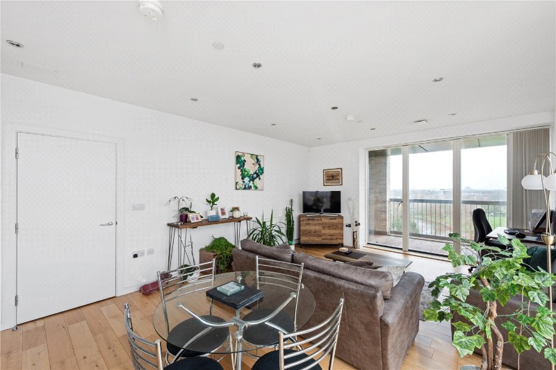 Murrain Road, London, N4