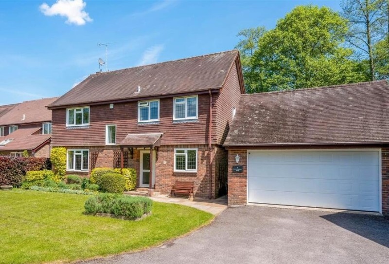 Millstream Rise, Romsey, Hampshire, SO51