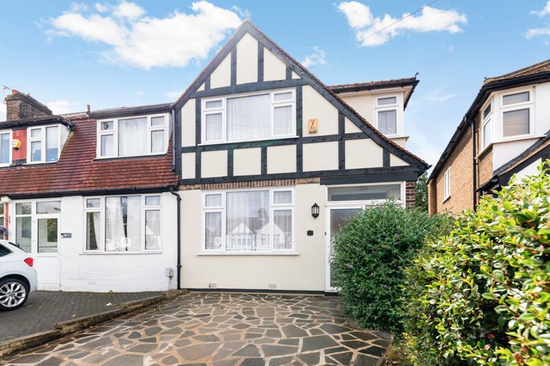 Aviemore Way, Beckenham, BR3