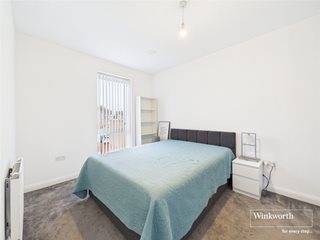 Edgecumbe Avenue, Colindale, NW9