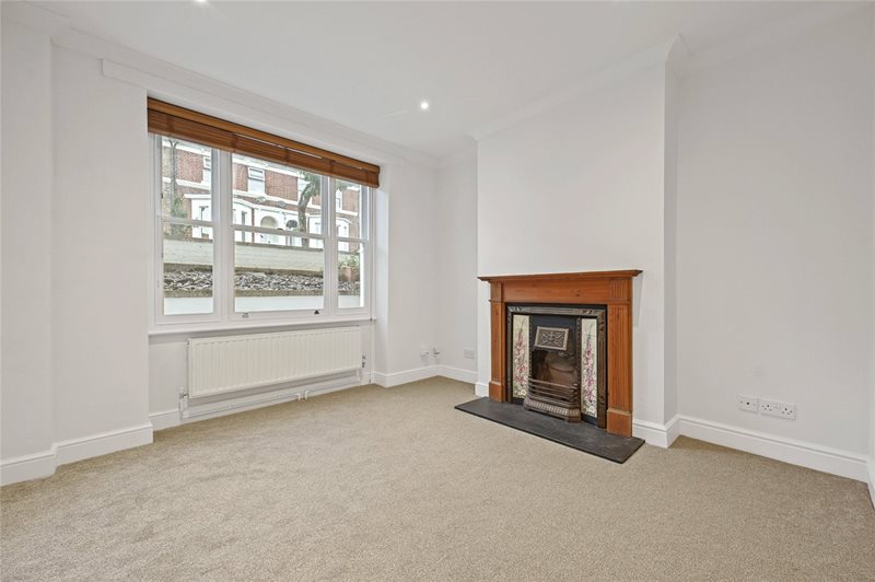 Curwen Road, London, W12