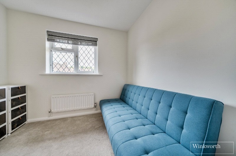Drayhorse Drive, Bagshot, Surrey, GU19