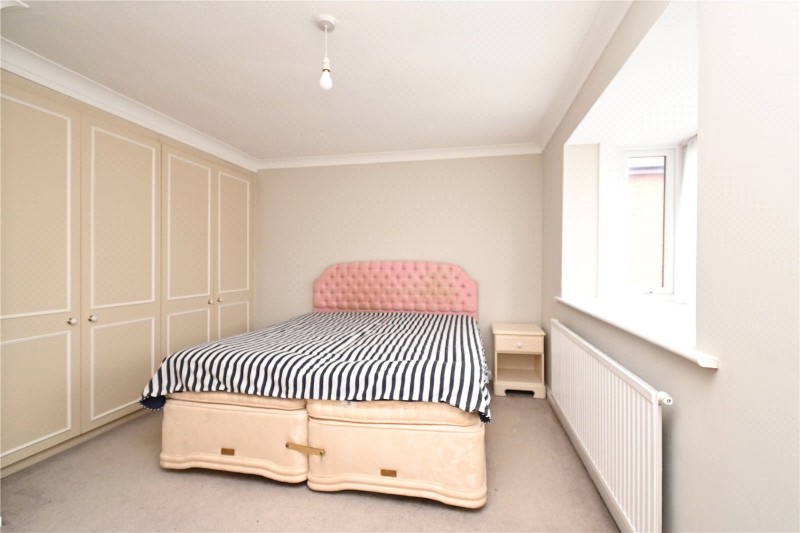 Fennel Close, Chineham, Basingstoke, RG24